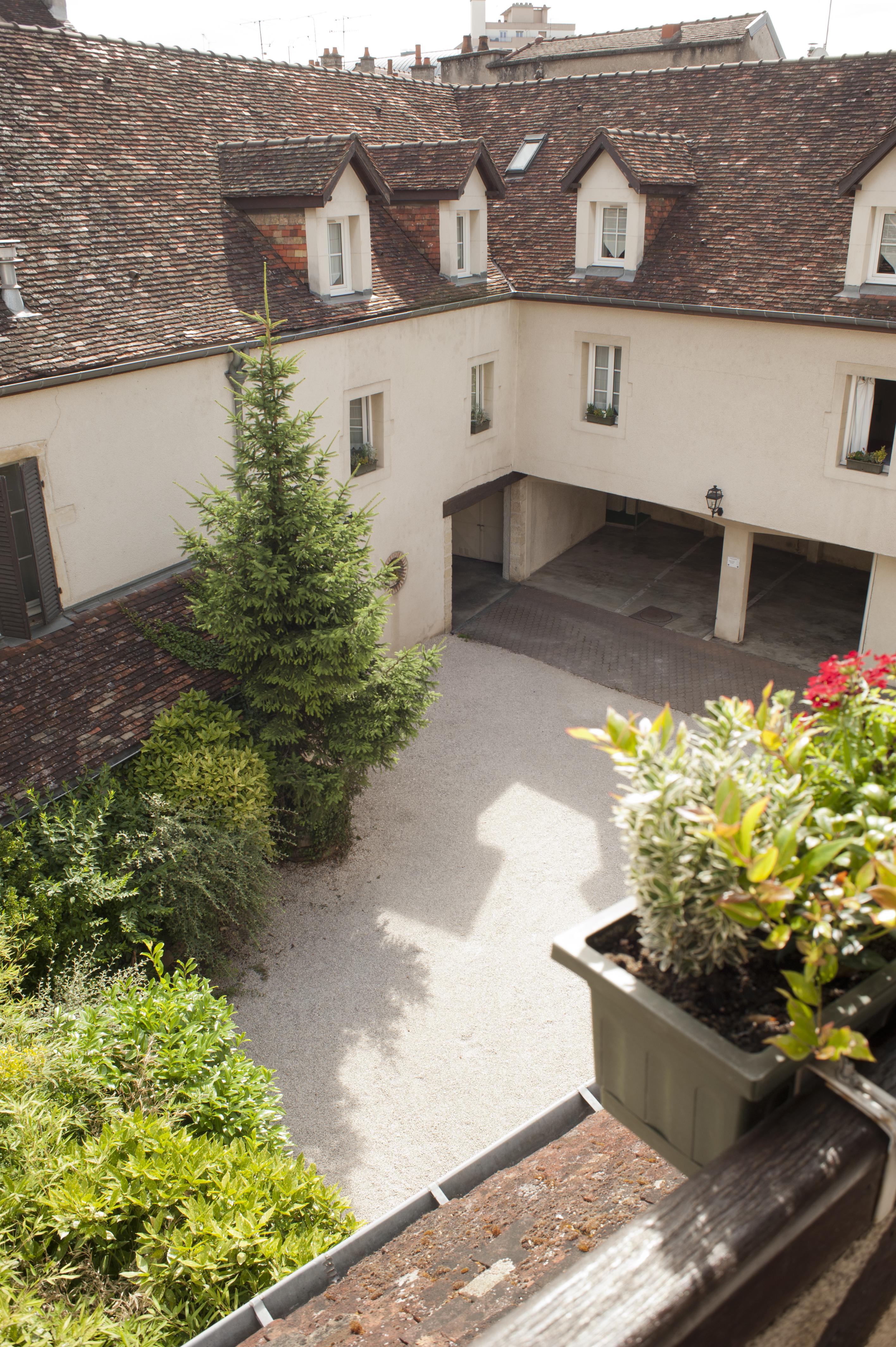 Hôtel Wilson - Les Collectionneurs Dijon Extérieur photo